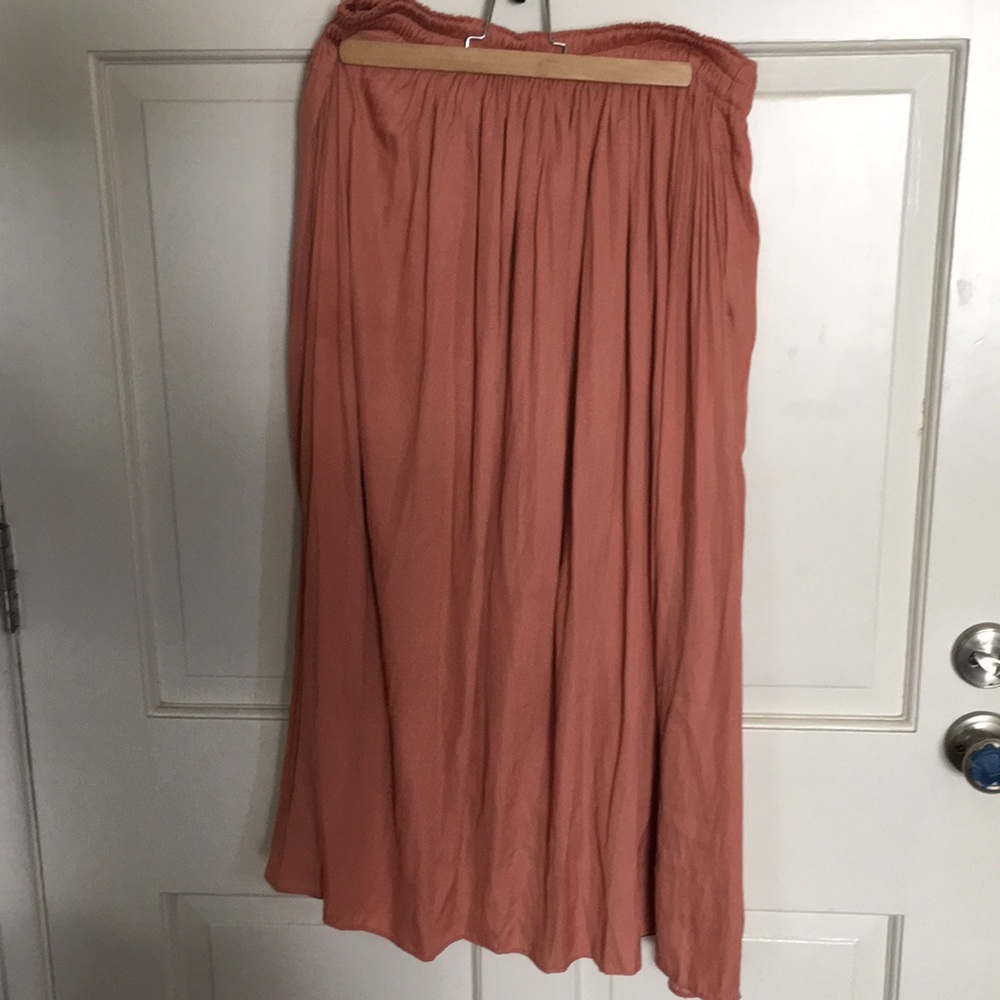 Uniqlo pink pleated elastic skirt large NWT